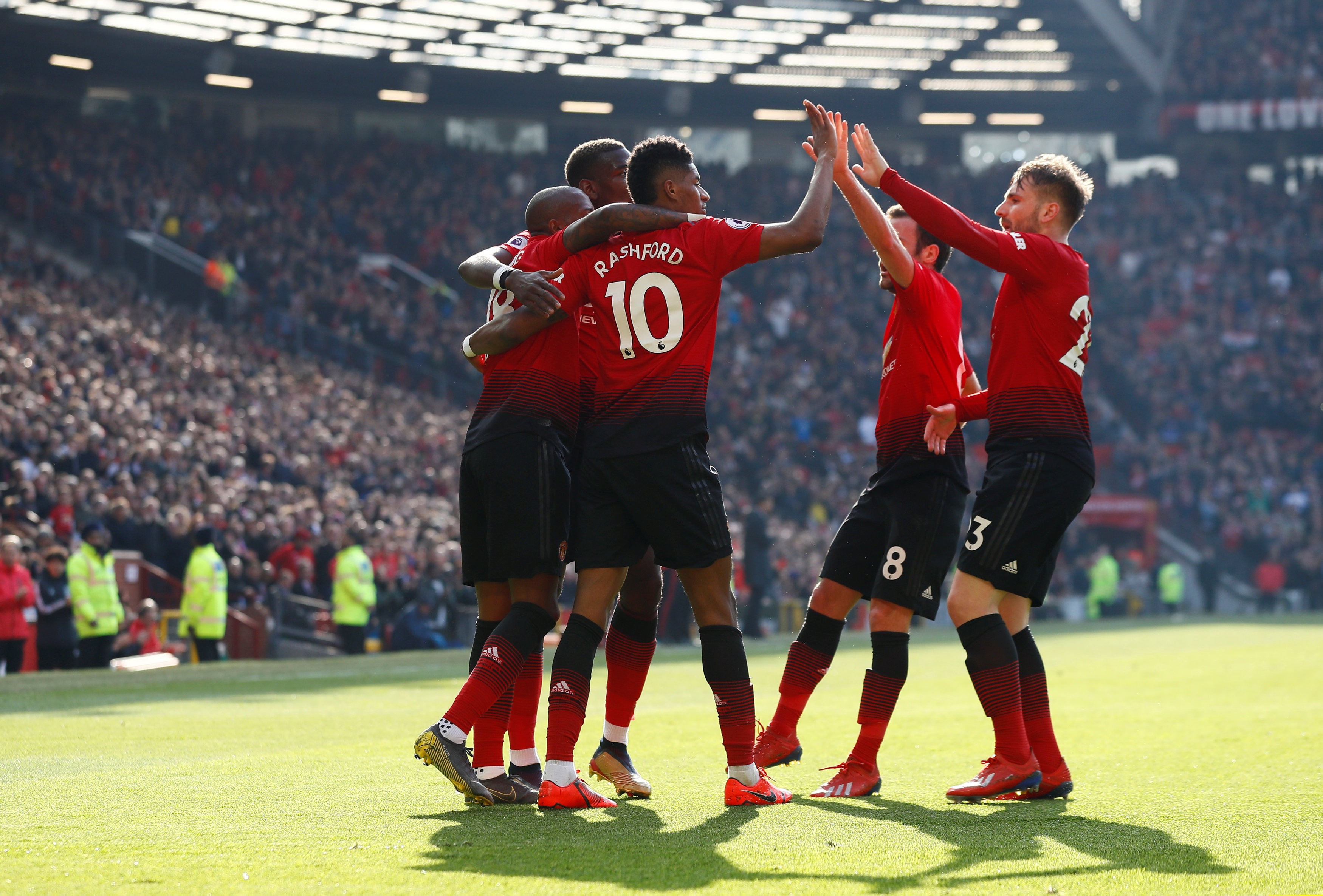 於烏克蘭勁 於烏克蘭勁